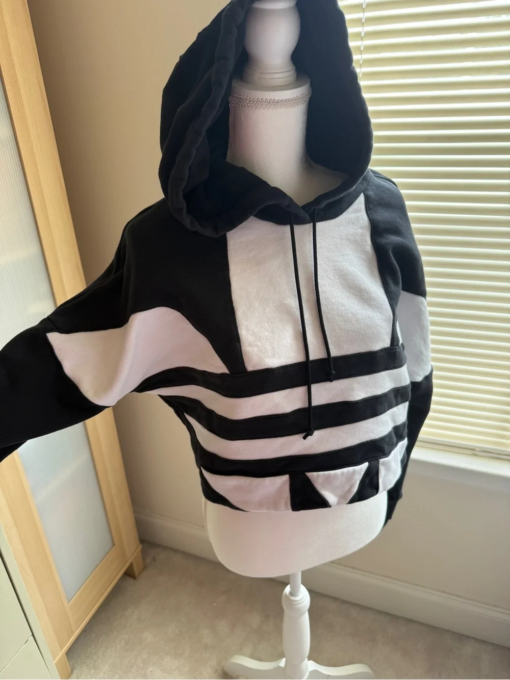 adidas Black and White Large Logo Cropped Hoodie - Picture 1 of 11